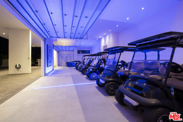 52435 Ross Avenue, La Quinta CA: https://media.crmls.org/mediaz/81e1cf94-4c46-4f38-bda0-6267e6fa5d2b.jpg