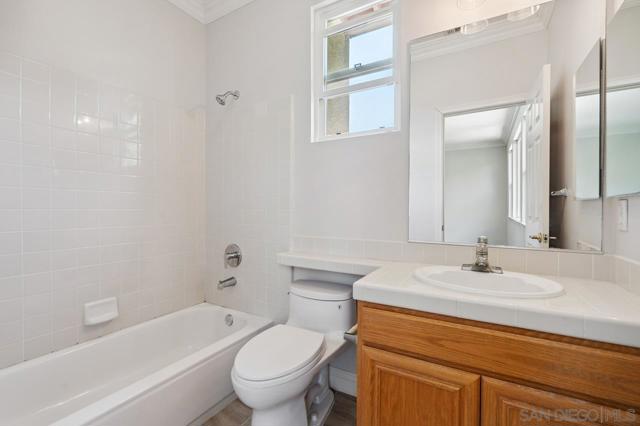 11324 Luxembourg Way, San Diego CA: https://media.crmls.org/mediaz/81e33624-86e3-44ae-b81a-7cd0aeca492f.jpg