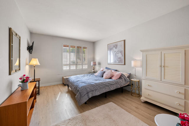 401 S El Cielo Road #49, Palm Springs, CA 92262