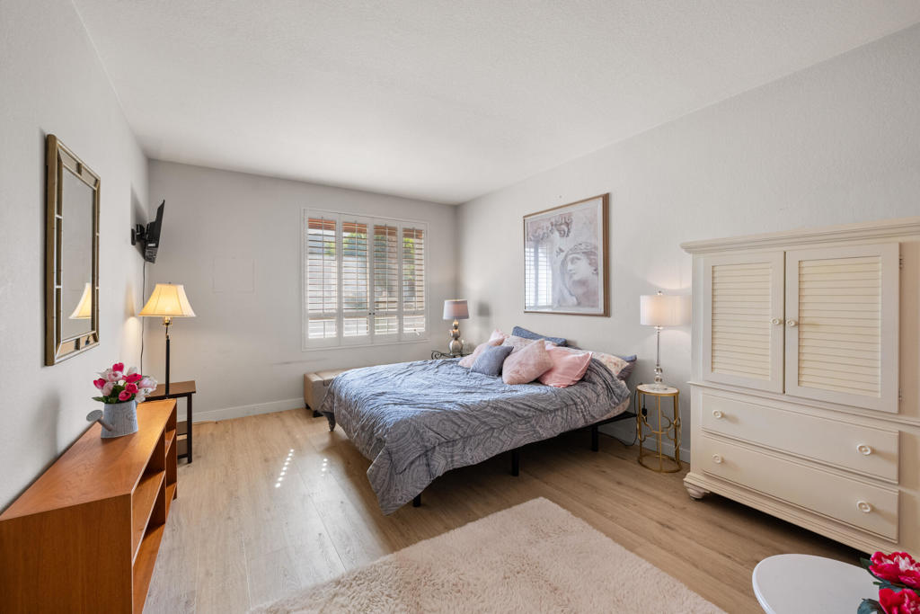 MLS #219136372DA image #11