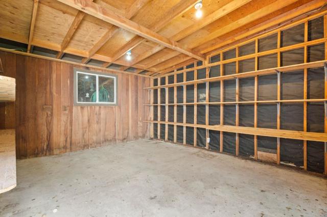 17180 Crescent Drive, Los Gatos CA: https://media.crmls.org/mediaz/81e426ff-2b38-4918-9880-2923377fe5e8.jpg