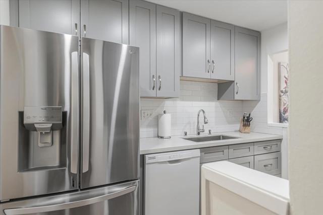 3334 Brittan Avenue, San Carlos CA: https://media.crmls.org/mediaz/81e4379f-480d-4700-875c-68209df0aa6c.jpg