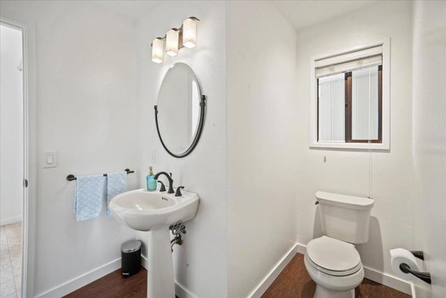 31499 Via Las Rosas, Carmel Valley CA: https://media.crmls.org/mediaz/81e73335-7284-45d9-b50d-1fbee6c95e4d.jpg