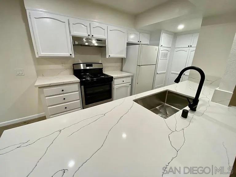 6033 Estelle Street - photo 2