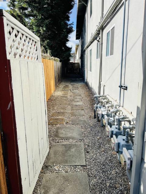 Image 8 of 25 For 430 Monte Diablo Ave