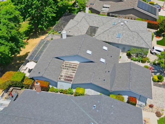 727 Paradise Valley Ct, Danville CA: https://media.crmls.org/mediaz/81ea3db9-015f-4c25-b103-7339ea7fa283.jpg