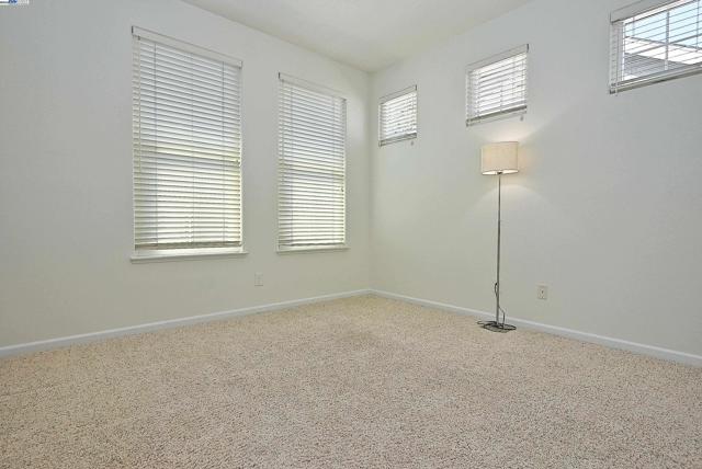 4189 Tessa Pl, Pleasanton CA: https://media.crmls.org/mediaz/81ea5ca2-4381-46fc-8b38-b61185f97ec2.jpg