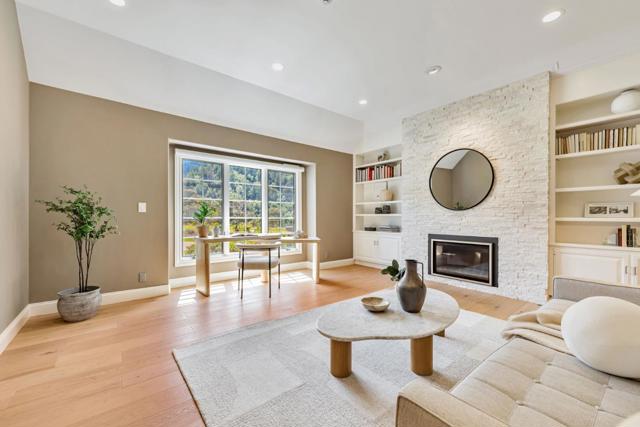 21771 Congress Hall Lane, Saratoga CA: https://media.crmls.org/mediaz/81eaa0c6-2696-4451-a737-239af49adbe8.jpg