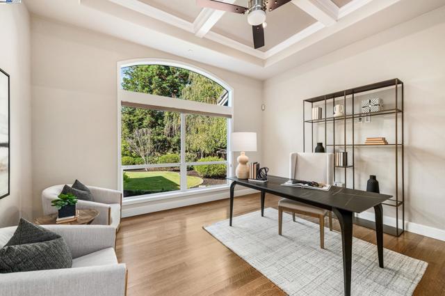 1398 Benedict Ct, Pleasanton CA: https://media.crmls.org/mediaz/81ead878-671c-4c66-aeea-4cfdbfac5cfe.jpg