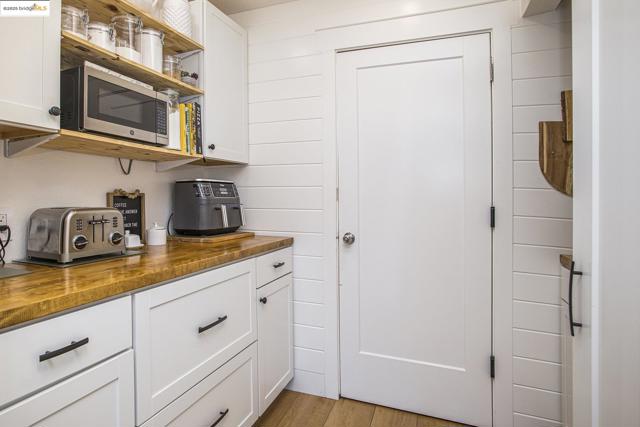 1550 Trawler St, Discovery Bay CA: https://media.crmls.org/mediaz/81eb86ef-6de0-4a54-806c-46b46f996563.jpg