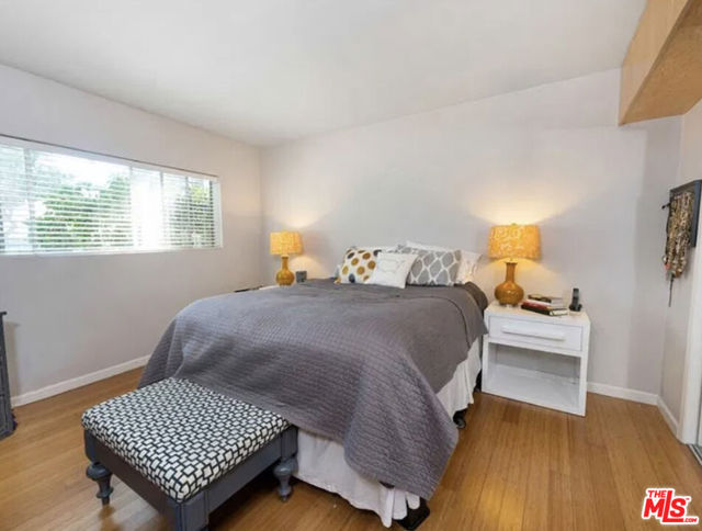 404 San Vicente Boulevard, 28 photo 5