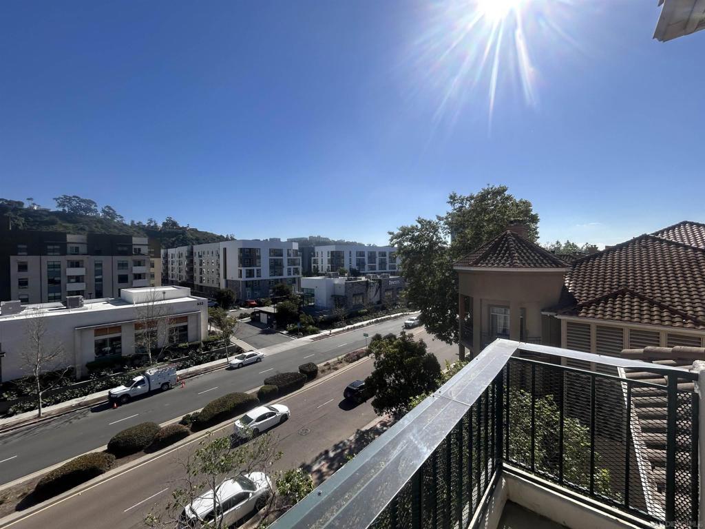 640 Camino De La Reina - photo 6