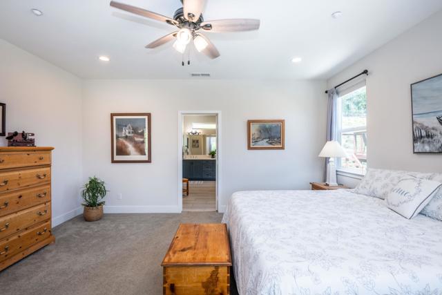 1309 Sunny Heights Road, Fallbrook CA: https://media.crmls.org/mediaz/81ed9172-076d-45ca-8a29-05b5d9575d8a.jpg