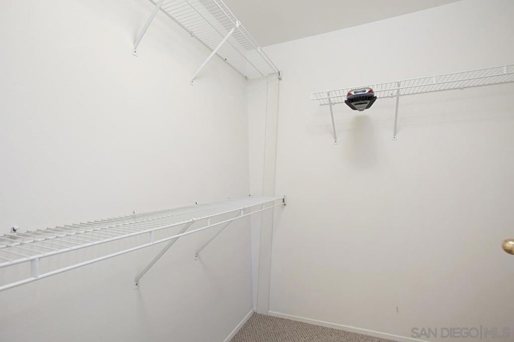 5558 Renaissance Ave - photo 15