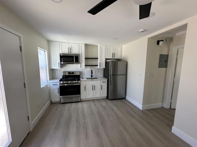 Image 4 of 12 For 4311 Dwight St Street