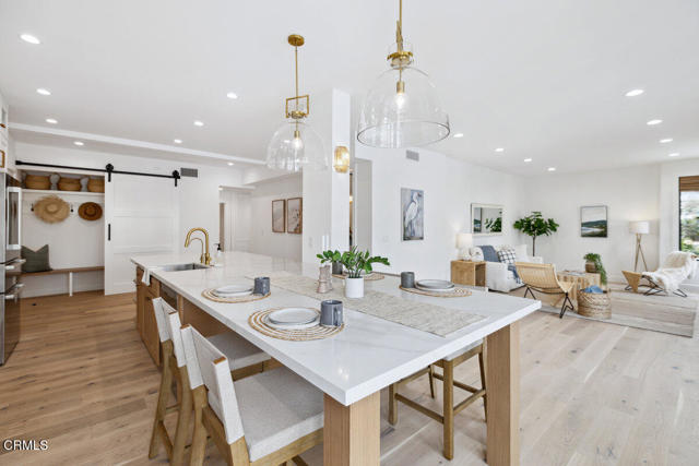 Detail Gallery Image 12 of 49 For 350 Paseo De Playa #121,  Ventura,  CA 93001 - 3 Beds | 2/1 Baths