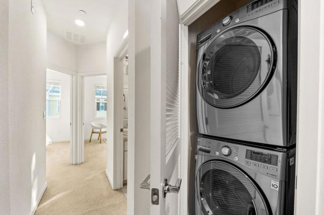 111 Orbit Way, Mountain View CA: https://media.crmls.org/mediaz/81ef9167-4d5c-499e-9082-d22f5cc26437.jpg