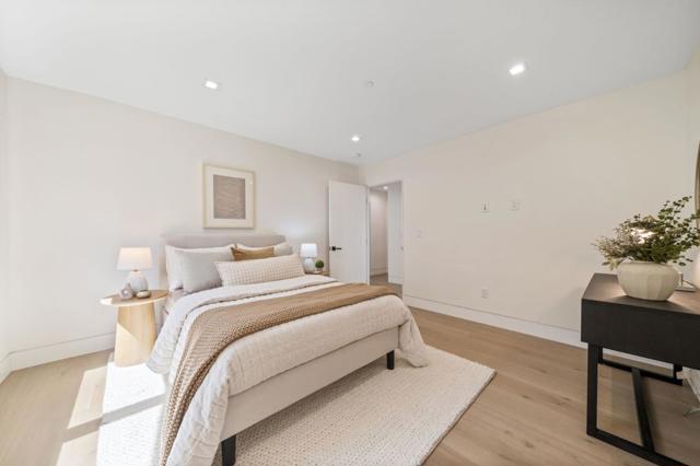 510 Darrell Road, Hillsborough CA: https://media.crmls.org/mediaz/81f1b354-bc95-4742-a7ea-7226f3e4d9b3.jpg