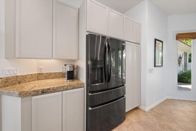 50500 Cypress Point Drive, La Quinta CA: https://media.crmls.org/mediaz/81f21472-f2ca-456c-9f43-579d4fa06b23.jpg