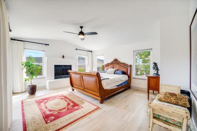 Image 16 of 29 For 15715 Ziegler Court