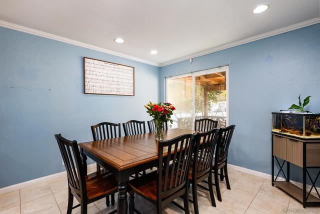 Image 21 of 52 For 8301 Blossom Hill Dr