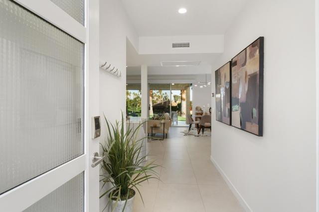 73450 Dalea Lane, Palm Desert CA: https://media.crmls.org/mediaz/81f3e0e9-df00-4104-b596-9f30cf0b4b89.jpg