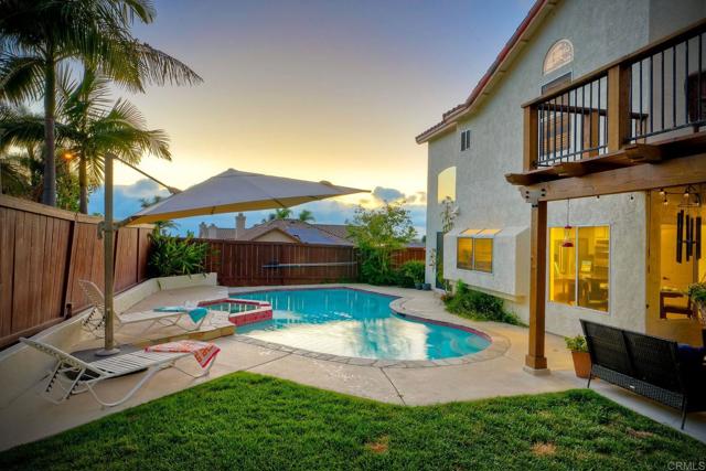 3737 Hillview Way, Oceanside CA: https://media.crmls.org/mediaz/81f480ba-5ca9-45af-9f6e-1505af15e5cb.jpg