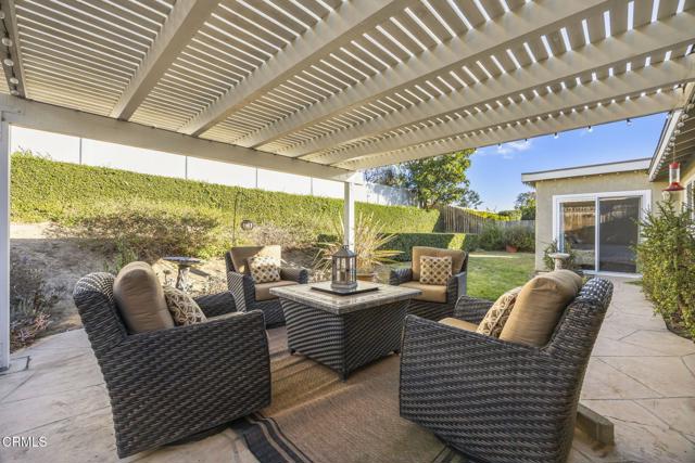 Detail Gallery Image 14 of 15 For 2076 Viking Dr, Camarillo,  CA 93010 - 4 Beds | 2 Baths