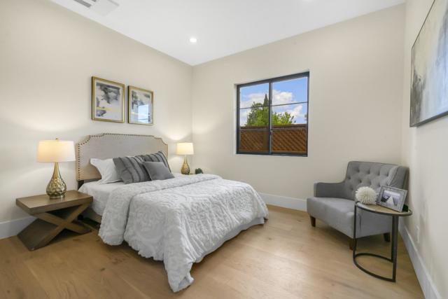 711 Central Avenue, Menlo Park CA: https://media.crmls.org/mediaz/81f6a5ff-3e99-4ec0-a535-95e9e636bd6c.jpg