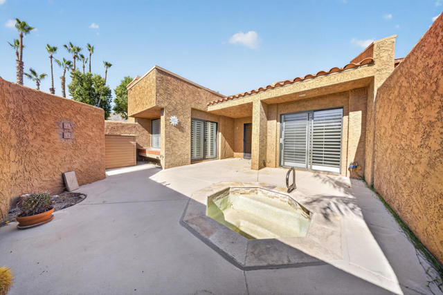 73452 Irontree Drive, Palm Desert, CA 92260