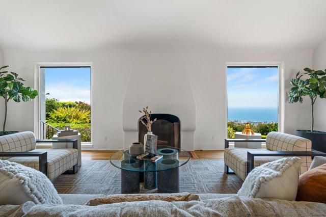 7316 Encelia Dr., La Jolla CA: https://media.crmls.org/mediaz/81f75e60-6c31-43a9-80f3-4f1315ebce71.jpg