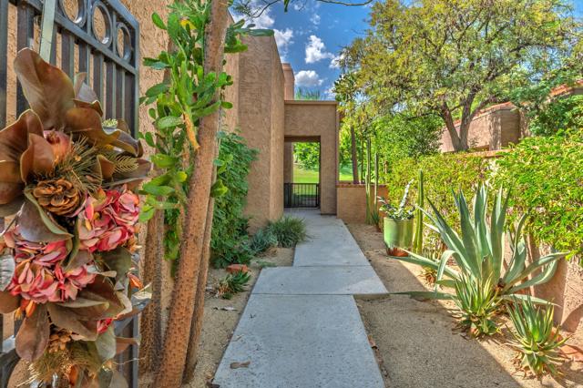 48633 Torrito Court, Palm Desert, CA 92260