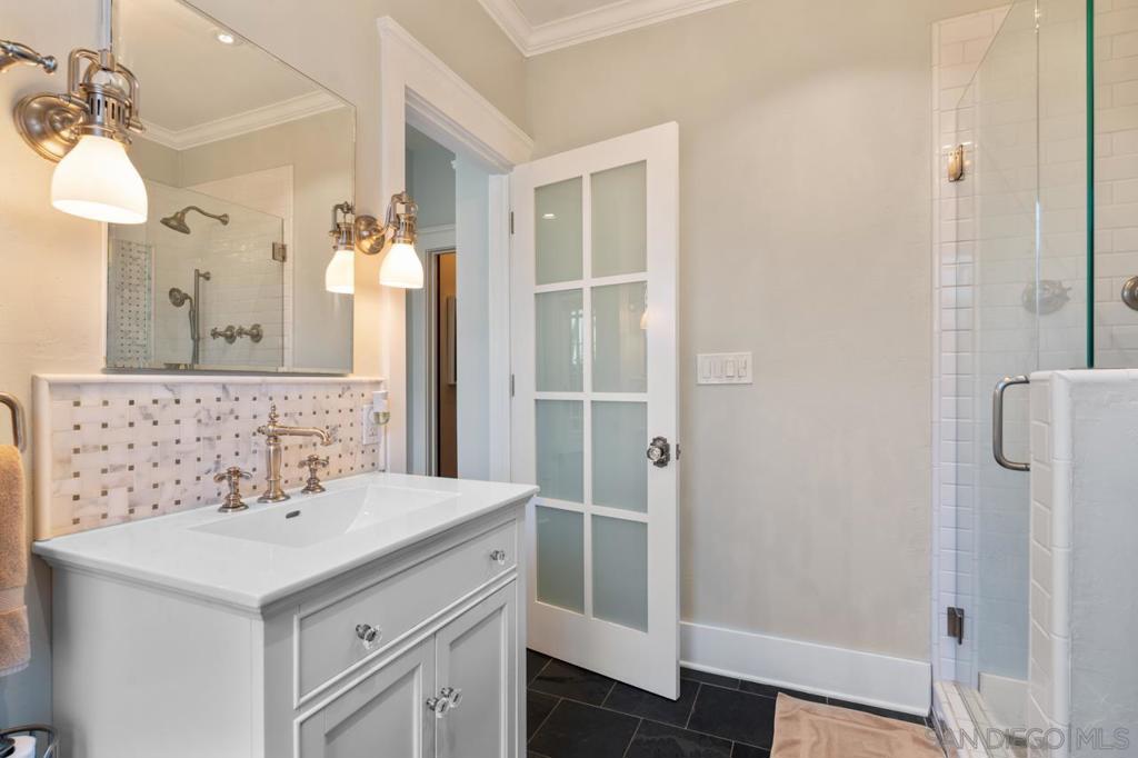 MLS #250040372SD image #33