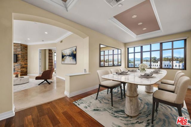 11847 Gorham Avenue, Los Angeles, CA 90049