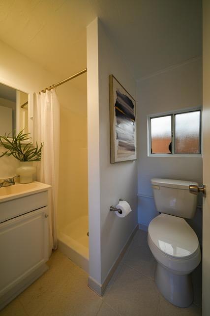 1308 Oxford Street, Redwood City CA: https://media.crmls.org/mediaz/81f96bd6-7b46-4d84-af13-b4398e6ab888.jpg