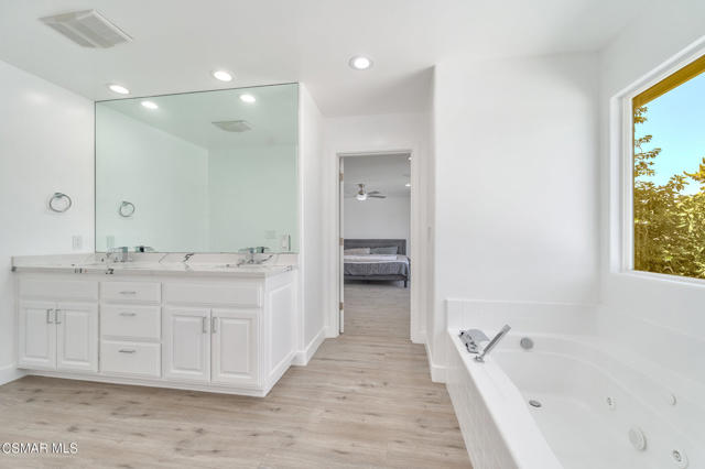 16005 Parthenia Street, North Hills CA: https://media.crmls.org/mediaz/81f9827b-a044-4ad1-8bb7-9cf36c06d646.jpg