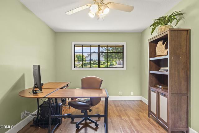 5710 Terra Bella Lane Lane, Camarillo CA: https://media.crmls.org/mediaz/81fa1253-66ef-4fed-9989-a03f6ea90b49.jpg