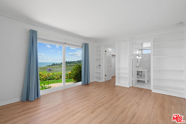 6236 Trancas Canyon Road, Malibu CA: https://media.crmls.org/mediaz/81fa1278-28e9-4f10-897a-ef7b54087a84.jpg