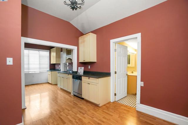 Image 17 of 29 For 772 Mcleod St