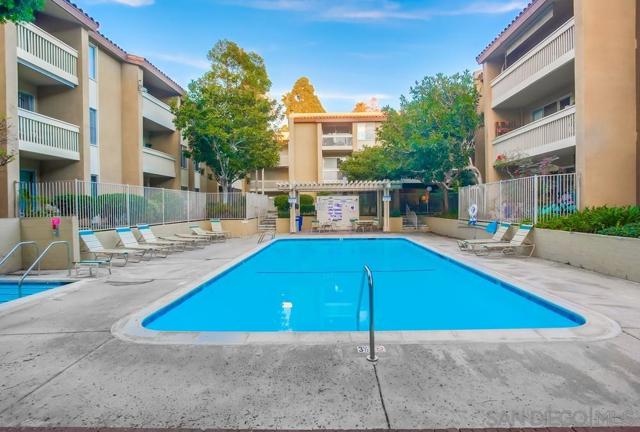 Image 36 of 44 For 4600 Lamont Street  212