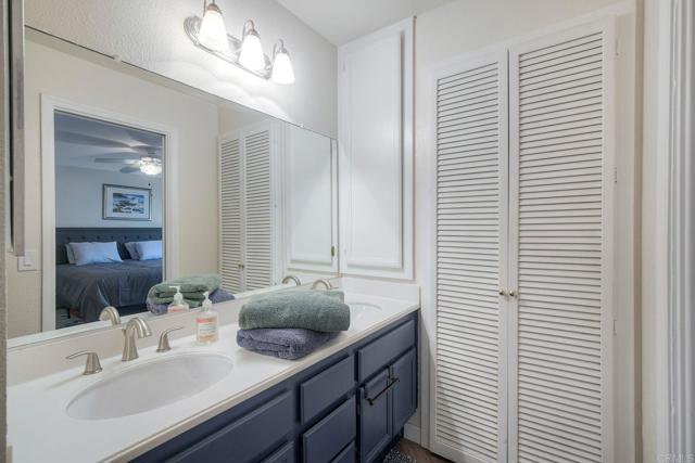 Detail Gallery Image 9 of 18 For 600 N the Strand #37,  Oceanside,  CA 92054 - 1 Beds | 1 Baths