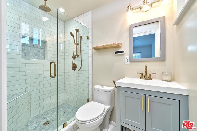 Image 23 of 42 For 5541 Marcella Avenue