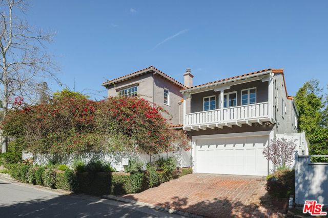 Image 2 for 204 S Canyon View Dr, Los Angeles, CA 90049