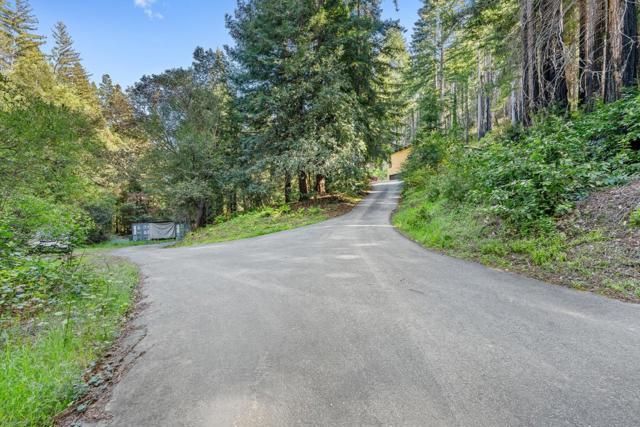 Image 11 of 32 For 555 Pond View Drive
