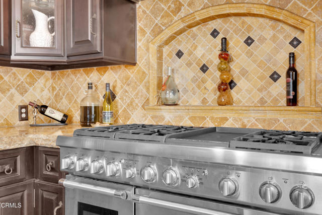 1807 Vistillas Road, Altadena CA: https://media.crmls.org/mediaz/81ffed44-3351-47fb-b3a5-14868186f09b.jpg