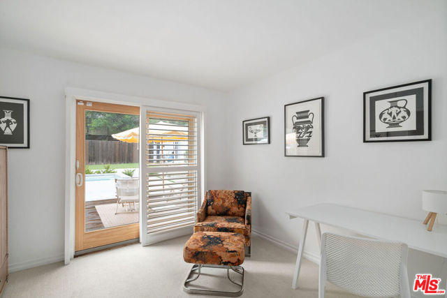 20212 Oxnard Street, Woodland Hills CA: https://media.crmls.org/mediaz/81ffef7a-aace-499e-b317-b37794c3c628.jpg