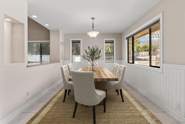 16345 Bassett Ct, Ramona CA: https://media.crmls.org/mediaz/82006191-cdfc-4797-aa3f-0b6ce911c9ac.jpg
