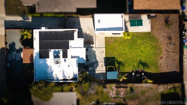 4175 35th St, San Diego CA: https://media.crmls.org/mediaz/8201be9d-f1fe-4dc4-9c2e-05824ca2ff6d.jpg