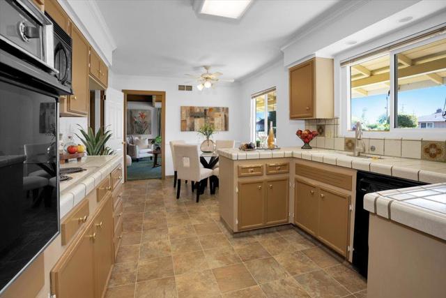 18654 Aspesi Drive, Saratoga CA: https://media.crmls.org/mediaz/820381da-74f8-4db8-818c-b835cc29f549.jpg