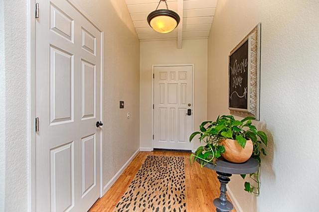 281 Anchor Court, Boulder Creek CA: https://media.crmls.org/mediaz/82039085-af0d-4bf5-873e-73aa81a41719.jpg